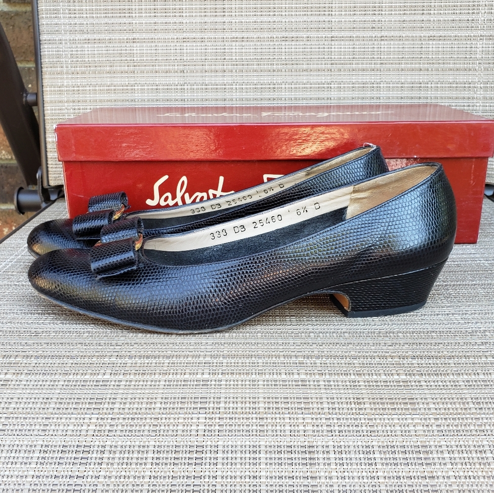 Salvatore Ferragamo Lizard Print Lillaz Low Pumps 6.5